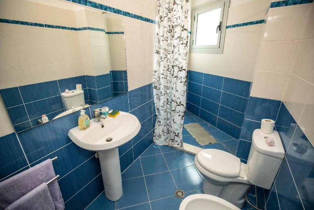 Sea View Apartment Vlorë Buitenkant foto