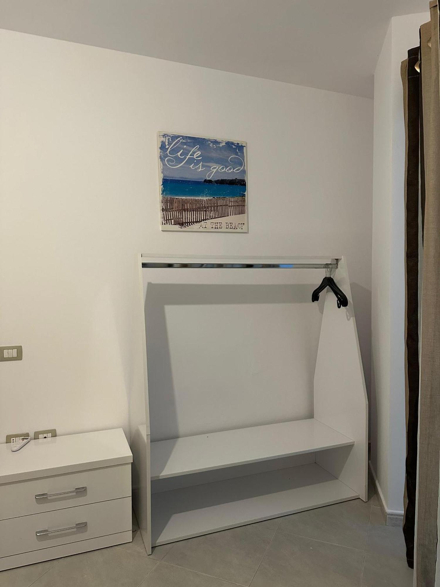 Sea View Apartment Vlorë Buitenkant foto