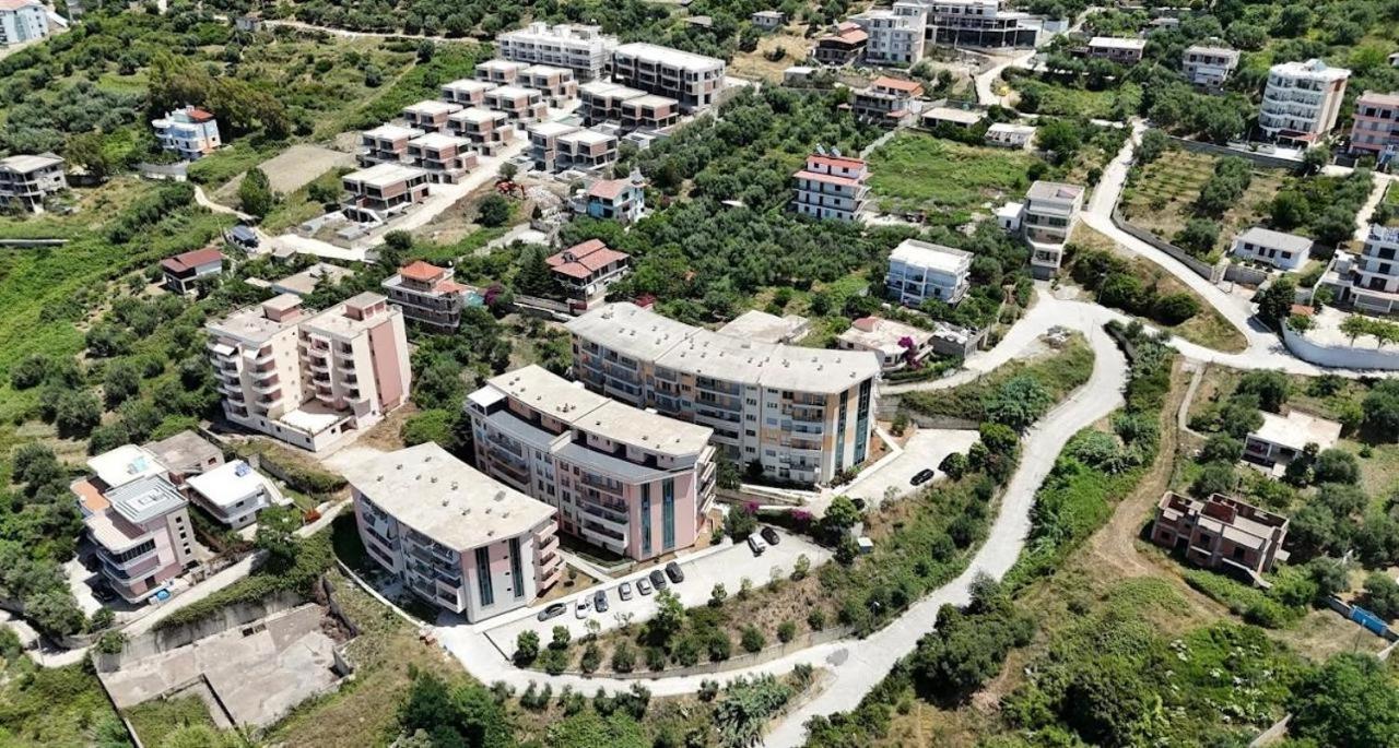 Sea View Apartment Vlorë Buitenkant foto